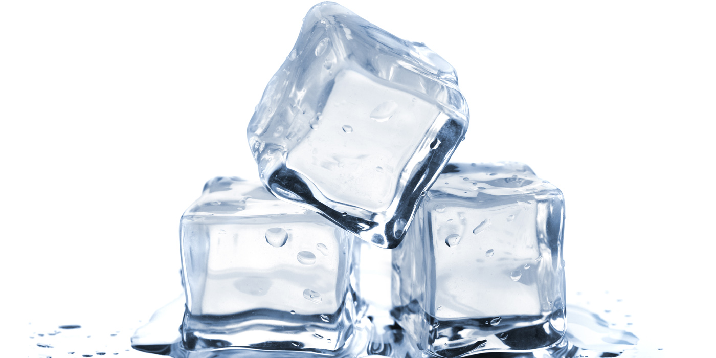 Iceice. Кубики льда. Кубики льда на белом фоне. Лед. Кубиковый лед.